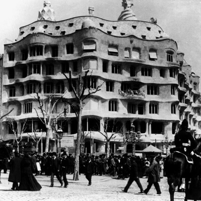 arquitetura pedrera fachada