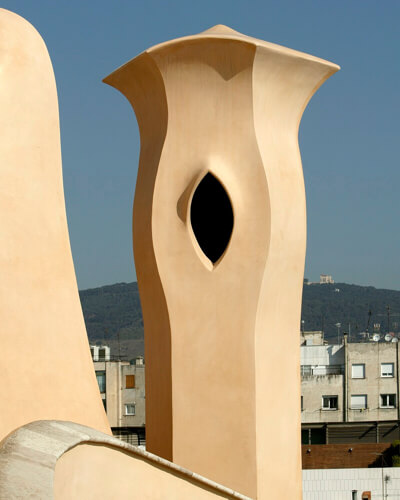 30-architettura-pedrera-terrazza-uscita-fumo